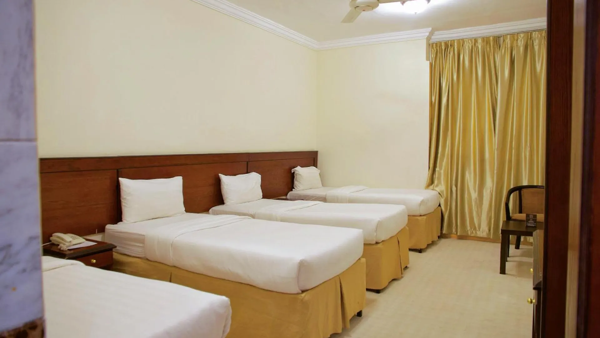 ابراج البهاء والحسن توصيل للحرم Hotel Mecca