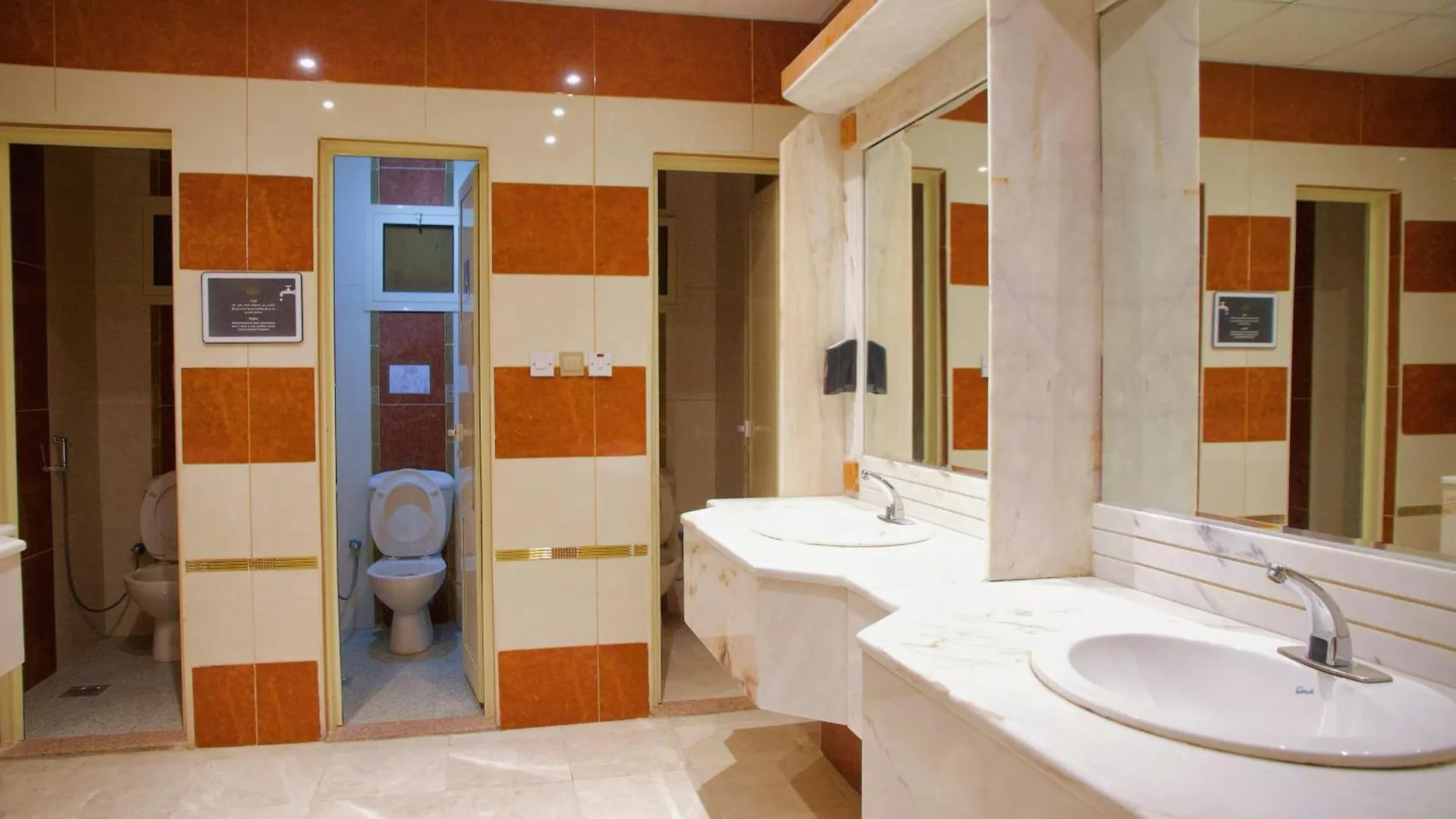 ابراج البهاء والحسن توصيل للحرم Hotel Mecca