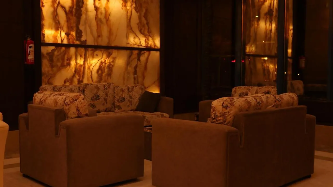 ابراج البهاء والحسن